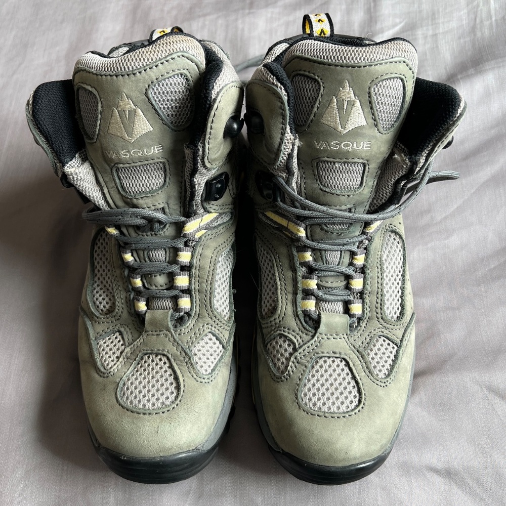 Vasque Breeze Women's XCR Hiking Boot | Gore-Tex | Size 8 M